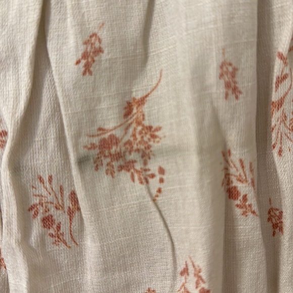 Shorts - Picture 3 of 3